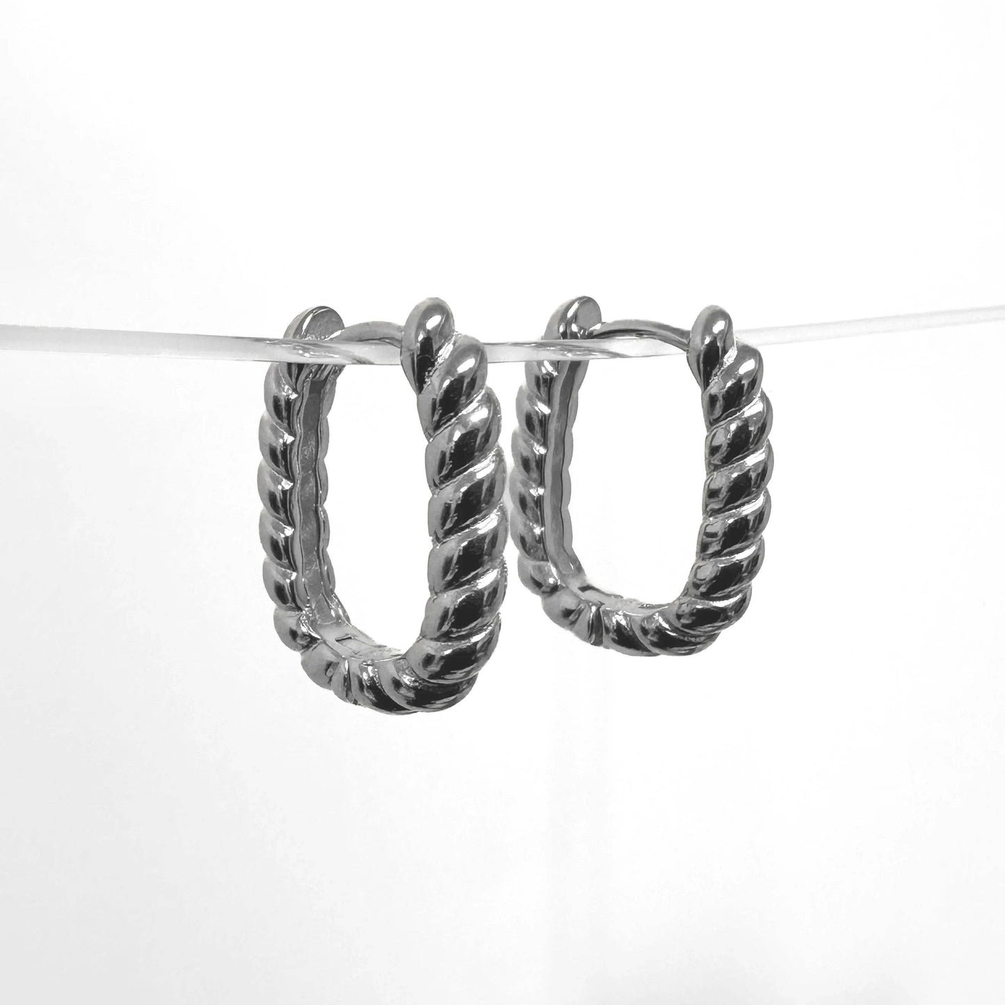 Love Local Jewelry | Brooklyn Twist Hoops 20mm - Gold or Silver