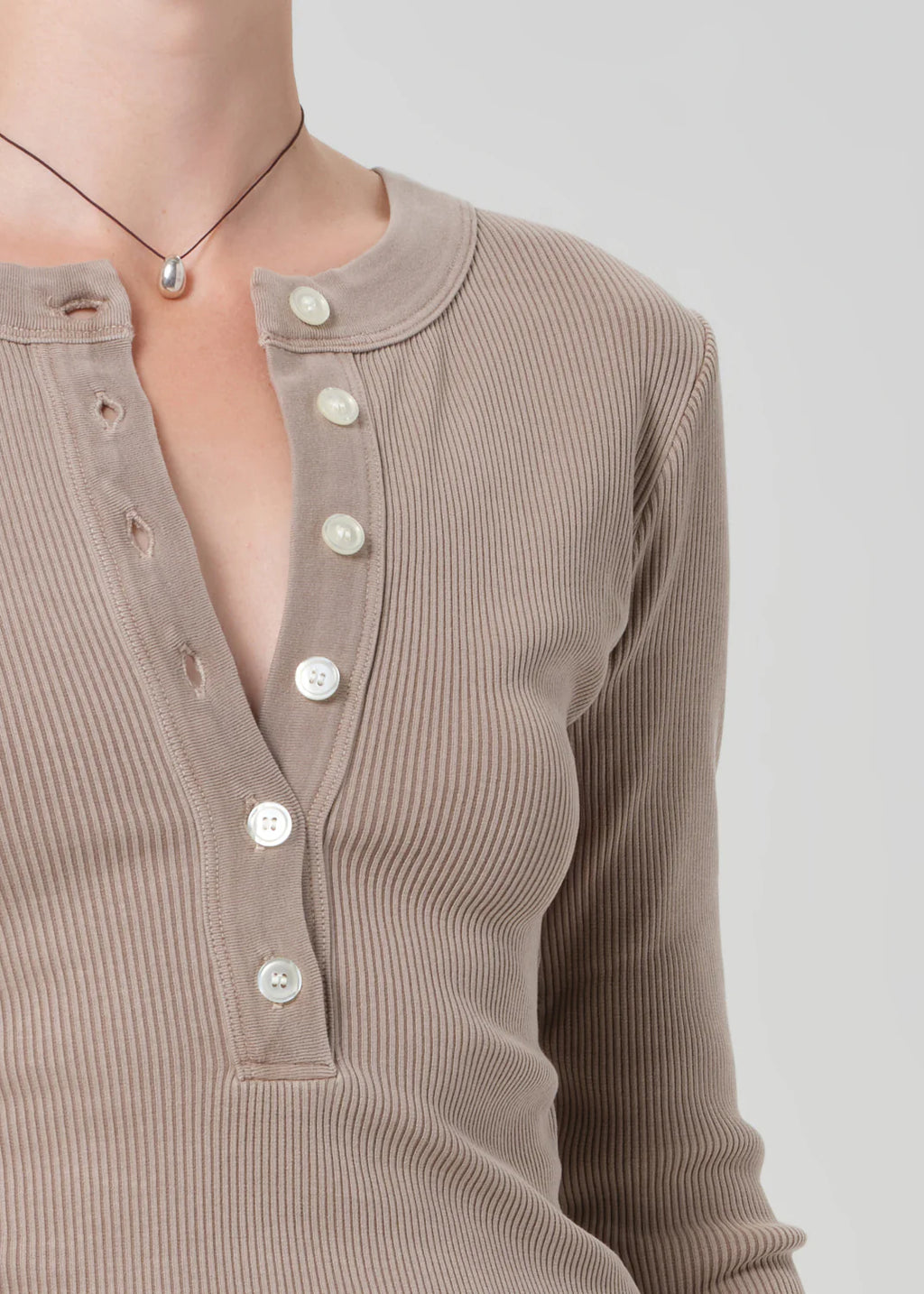 Citizens of Humanity | Nali Short Sleeve Henley - Sandatlas