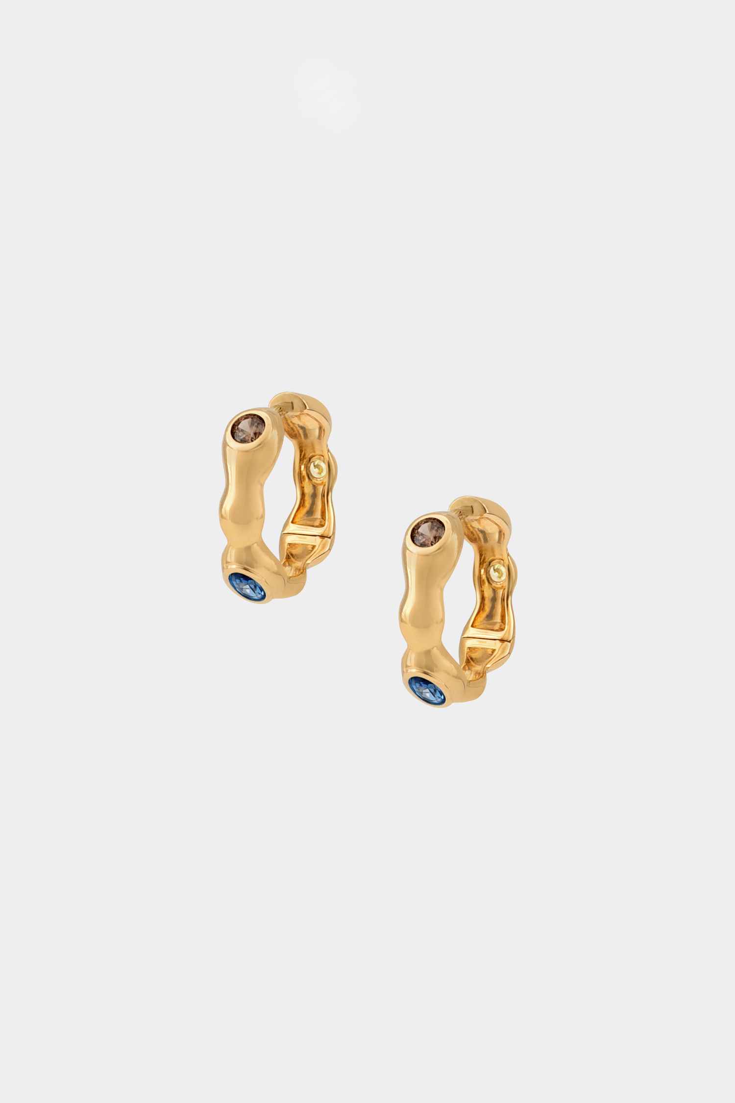 Kara Yoo | Mira Hoops - Gold