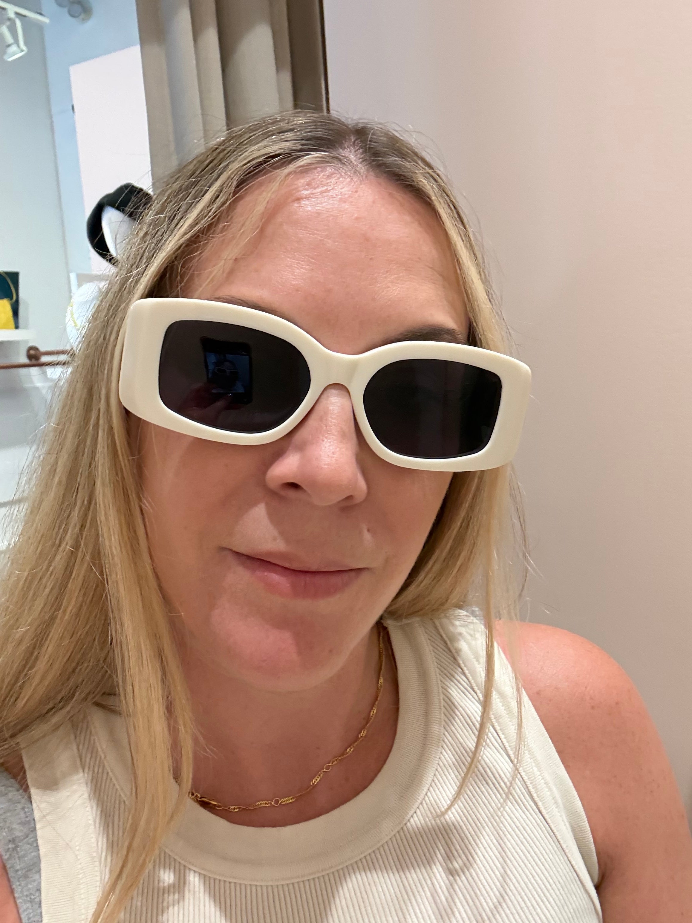 Banbé | The Margot Sunglasses - Ivory/Black