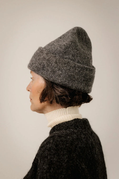 Bare Knitwear | Baby Alpaca Andes Beanie - Charcoal