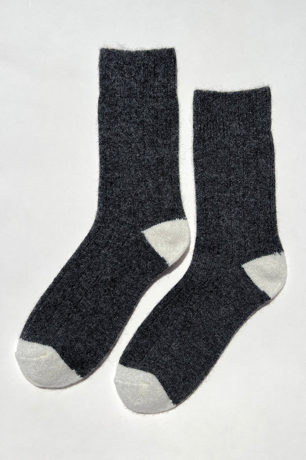 Le Bon Shoppe | Classic Cashmere Socks - Charcoal