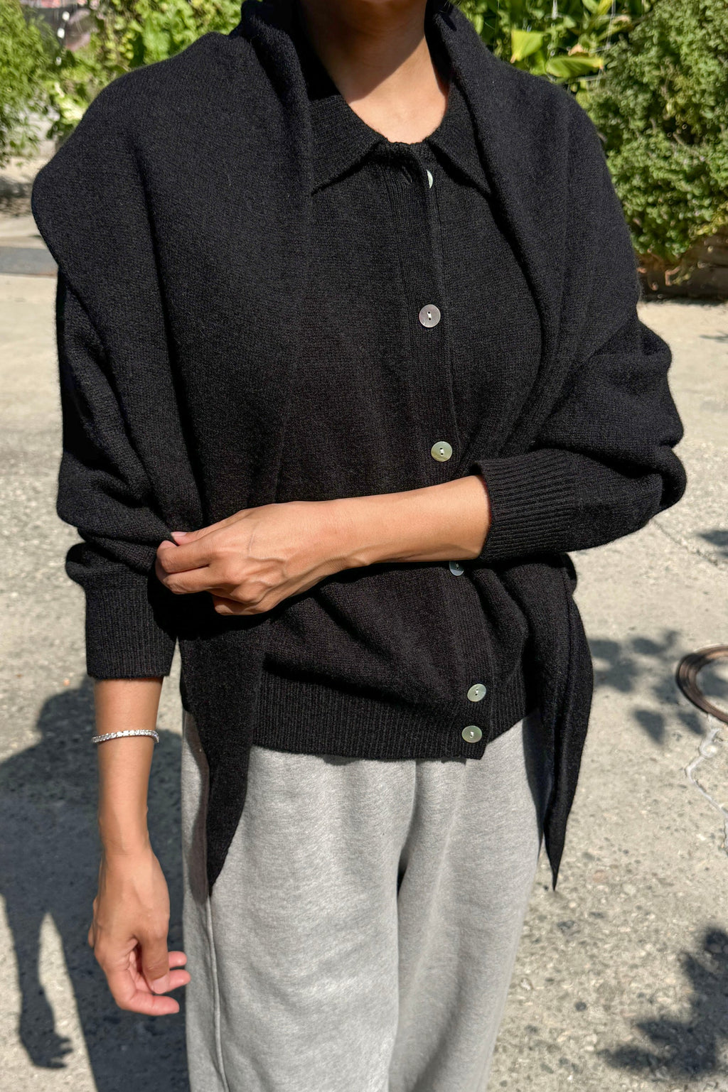 Le Bon Shoppe | Cashmere Shawl - Black
