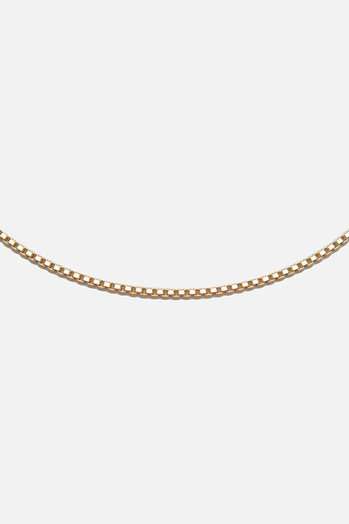 Kara Yoo | Thin Box Necklace