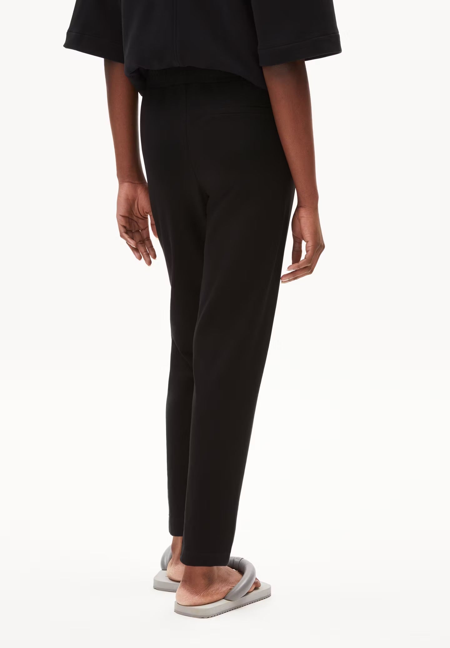 Armed Angles | Magdaalena Pants - Black