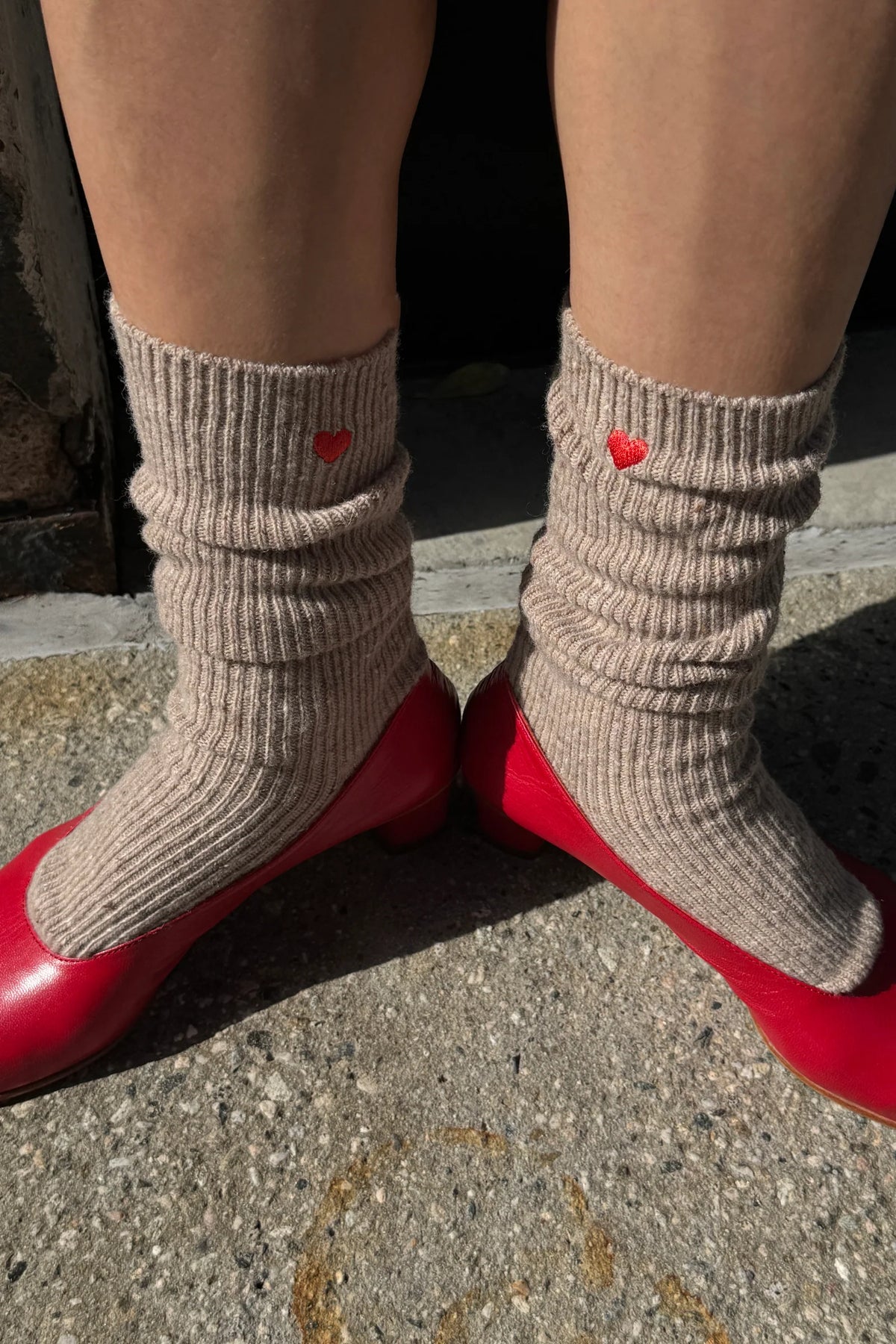 Le Bon Shoppe | Embroidered Snow Socks - Tan + Heart