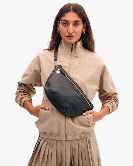 Clare V. | Grande Fanny - Petit Caviar - Black