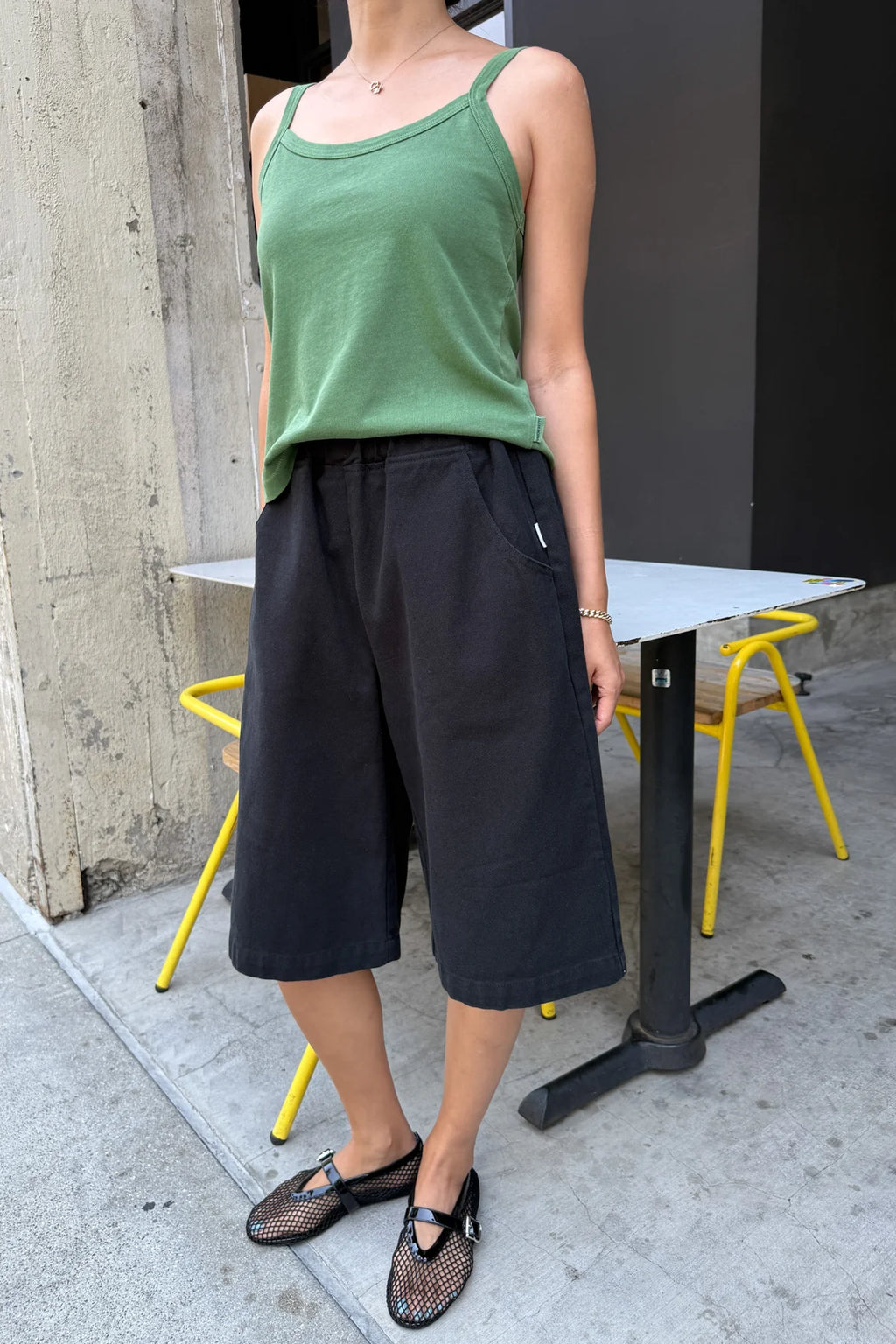 Le Bon Shoppe | Liam Bermuda Shorts - Black