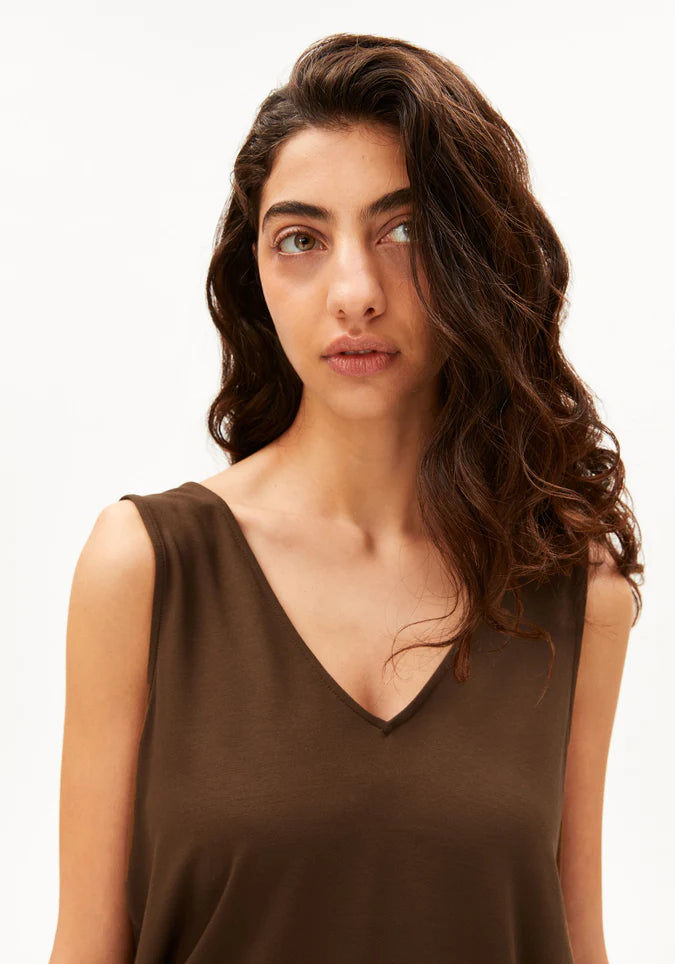 ARMEDANGELS | V-Neck Jersey Top - Dried Plum