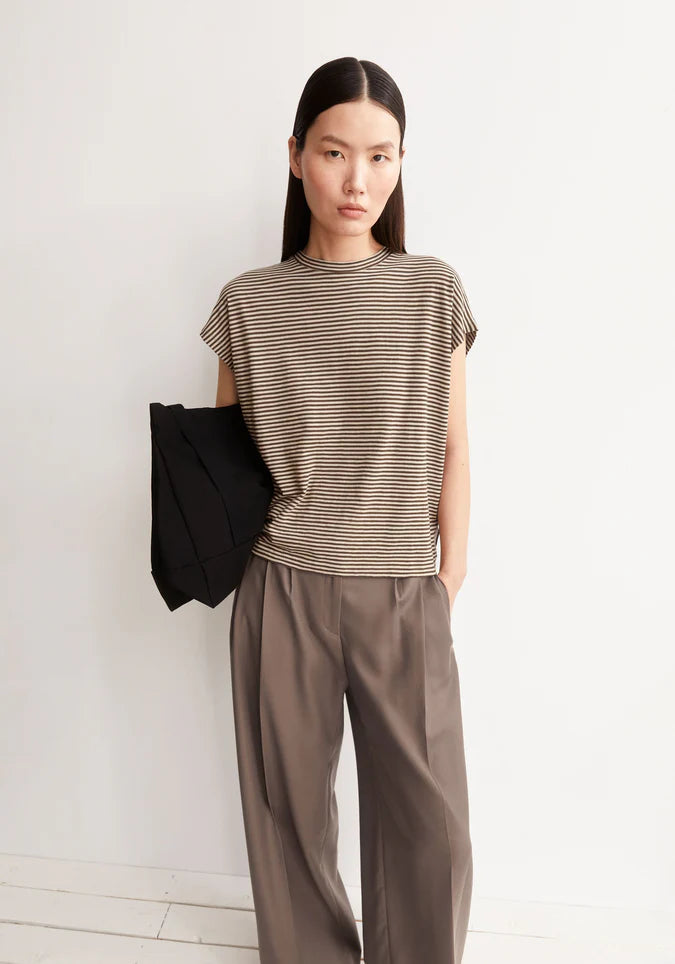 ARMEDANGELS | Slub Jersey Stripe T-Shirt - Sandstone/Dried Plum