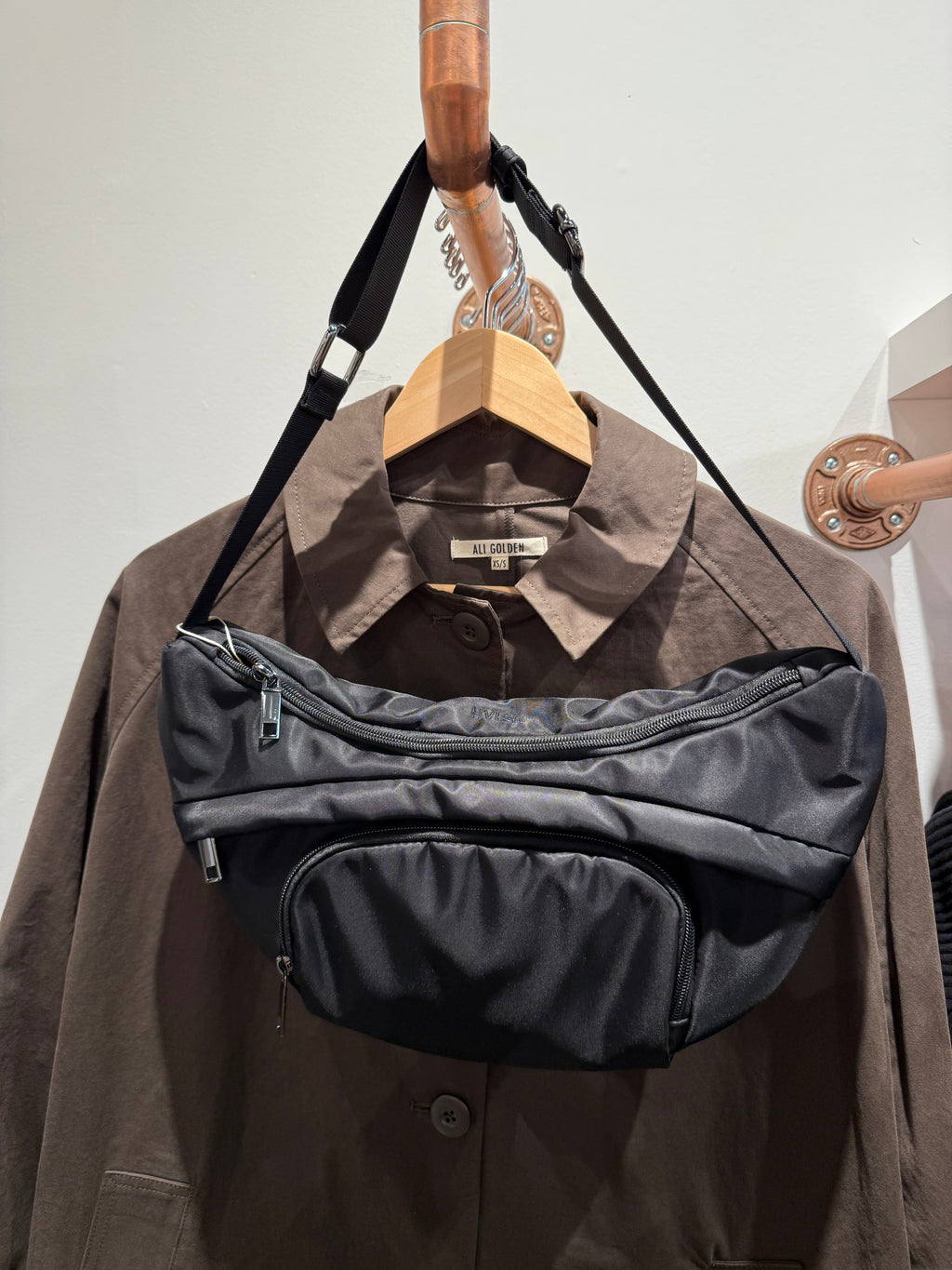 HVISK | Jade Matte Twill Bag - Black