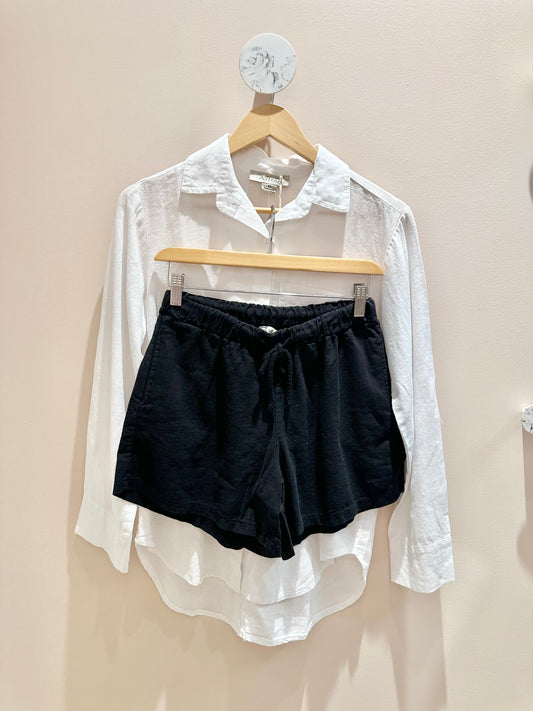 Astrid | Woven Shorts, Linen - Black