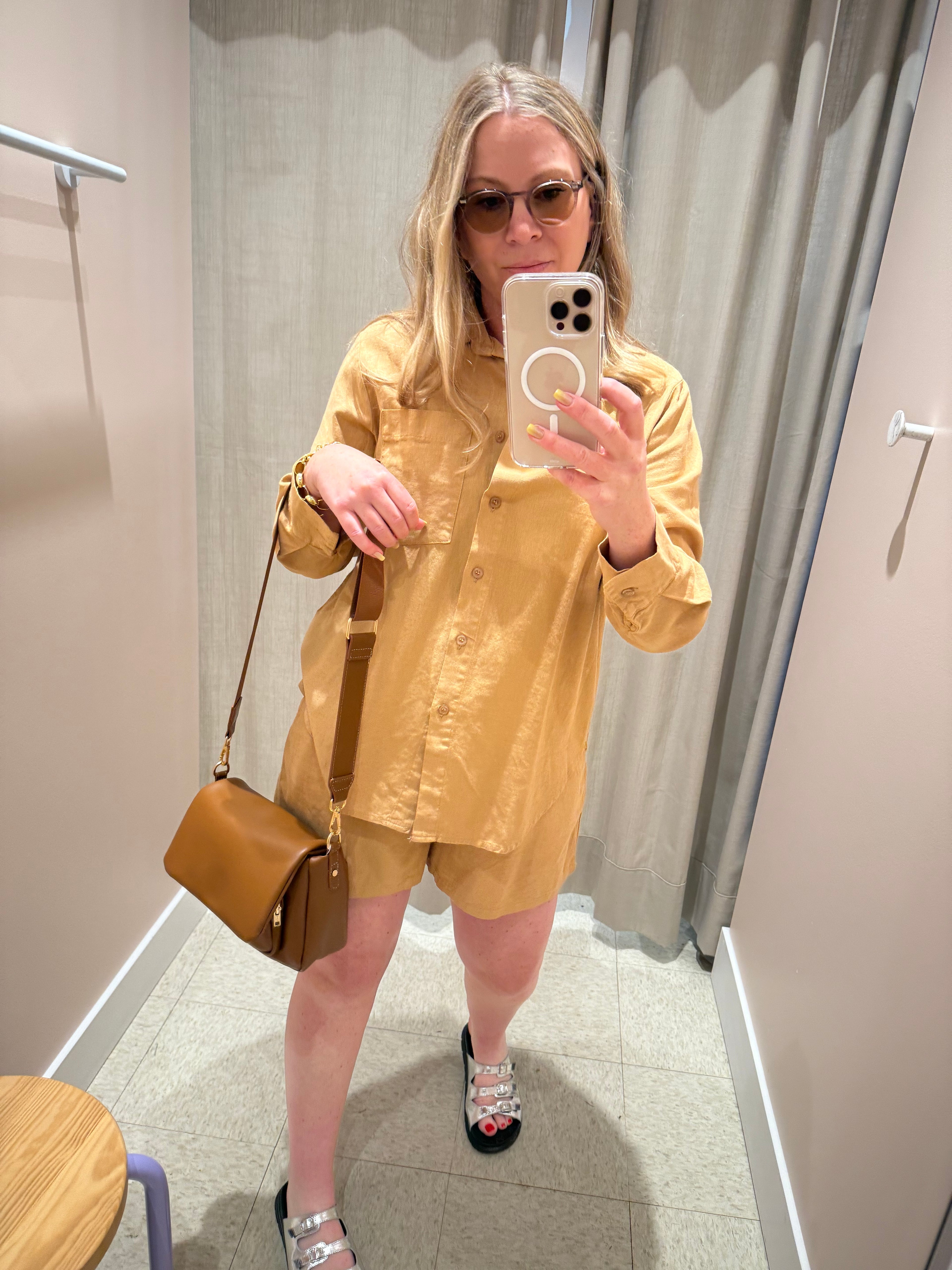 Astrid | Woven Shorts, Linen - Caramel