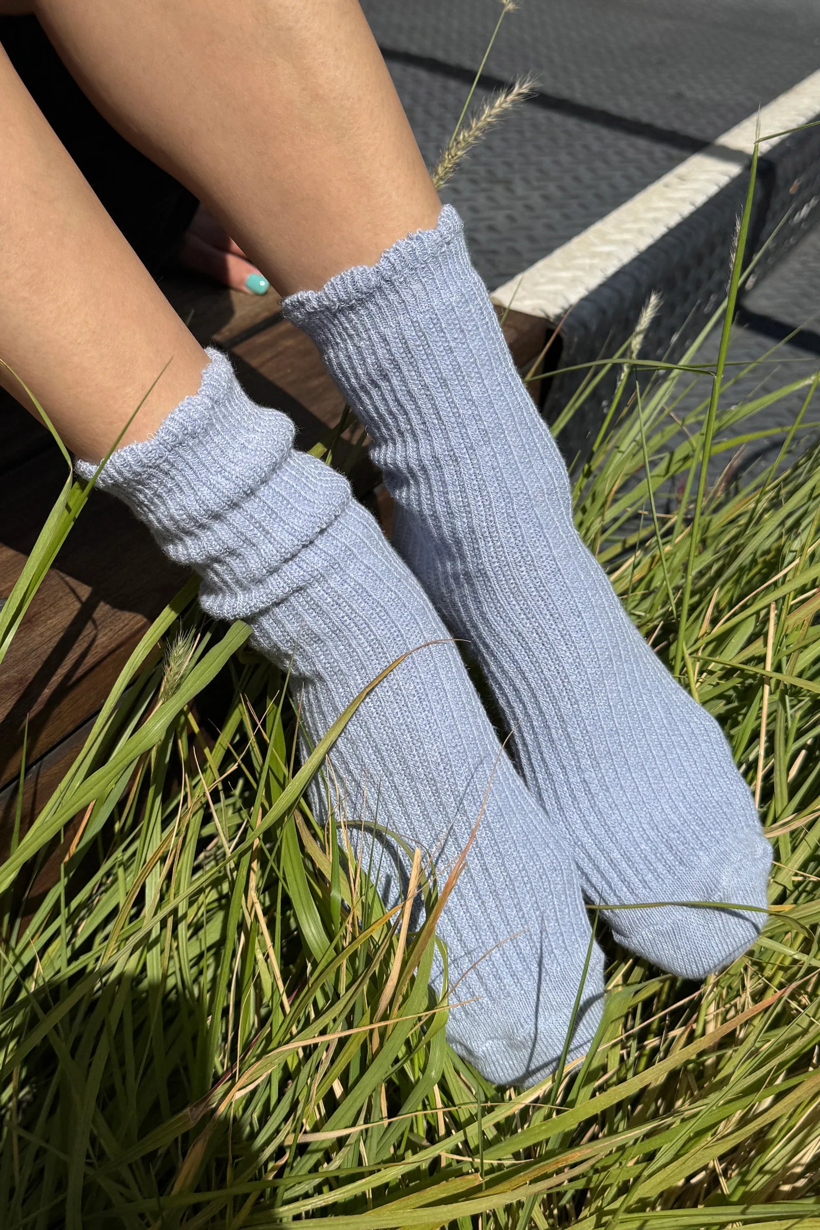Le Bon Shoppe | Linen Scallop Socks - Pale Blue