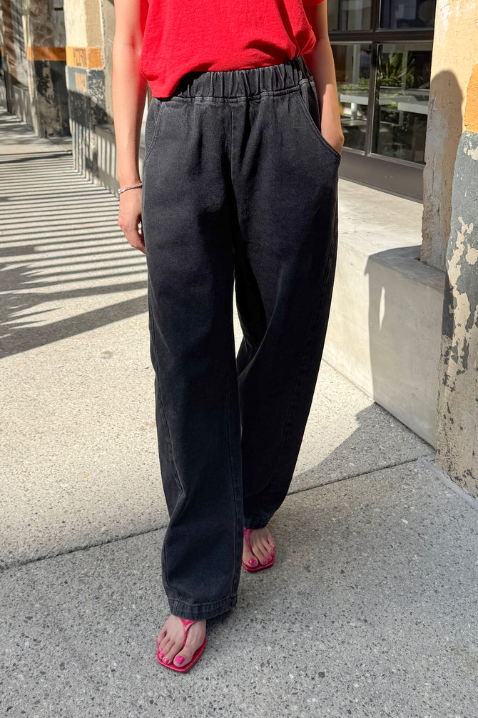 Le Bon Shoppe | LONG Arc Pants - Black Denim