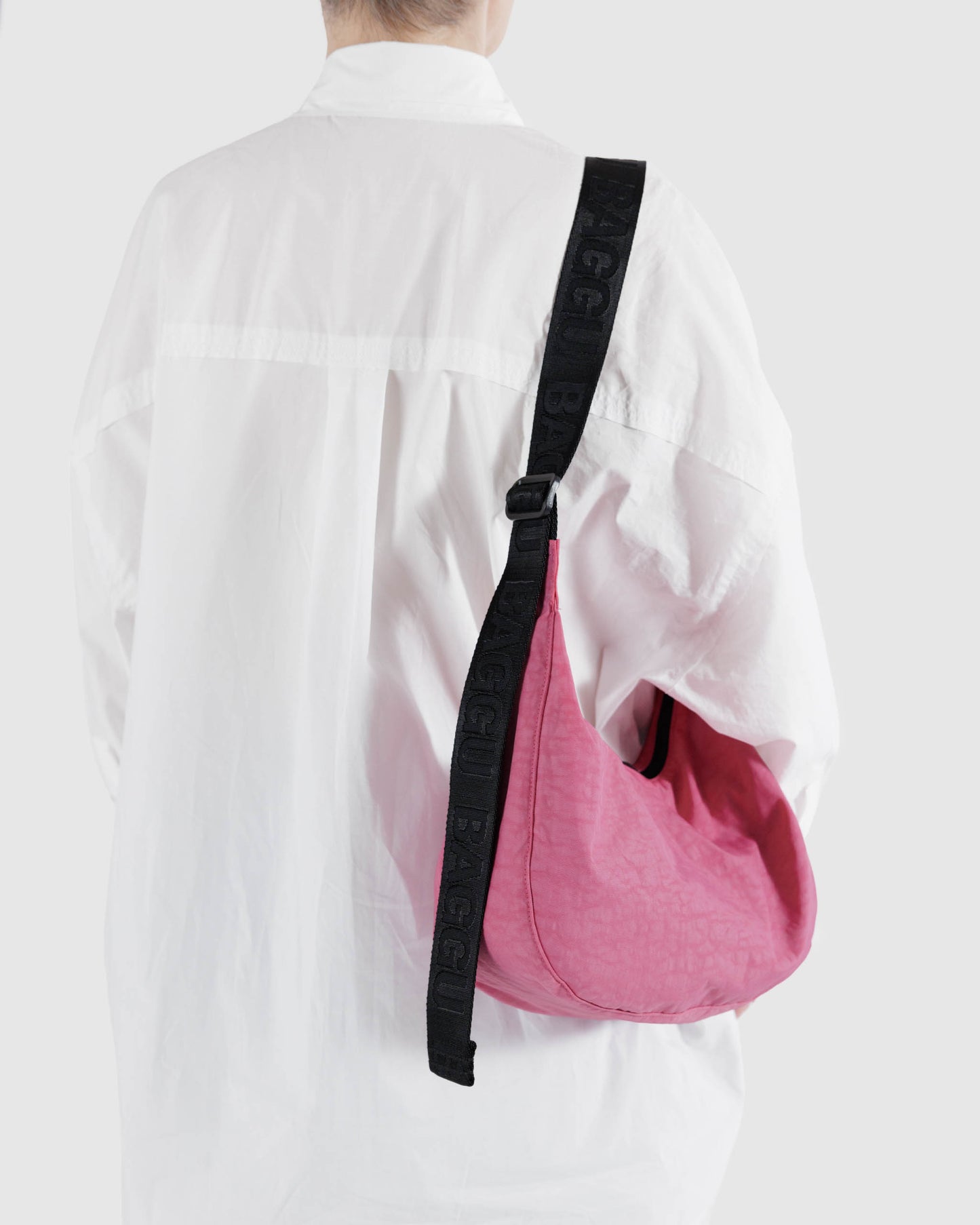 Baggu | Medium Nylon Crescent Bag -  Azelea Pink