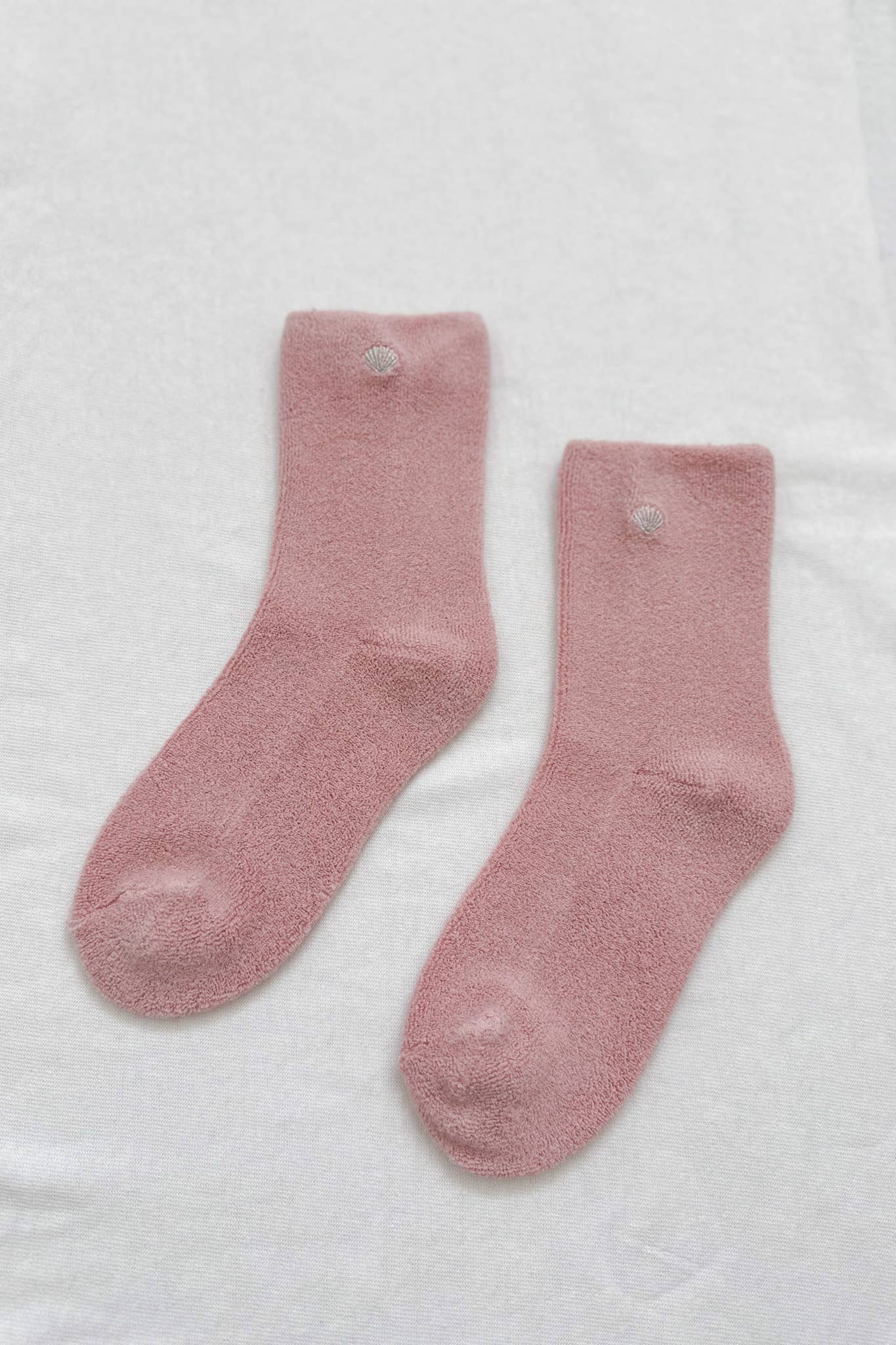 Le Bon Shoppe | Embroidered Cloud Socks - Pink Rosé + Silver Seashell