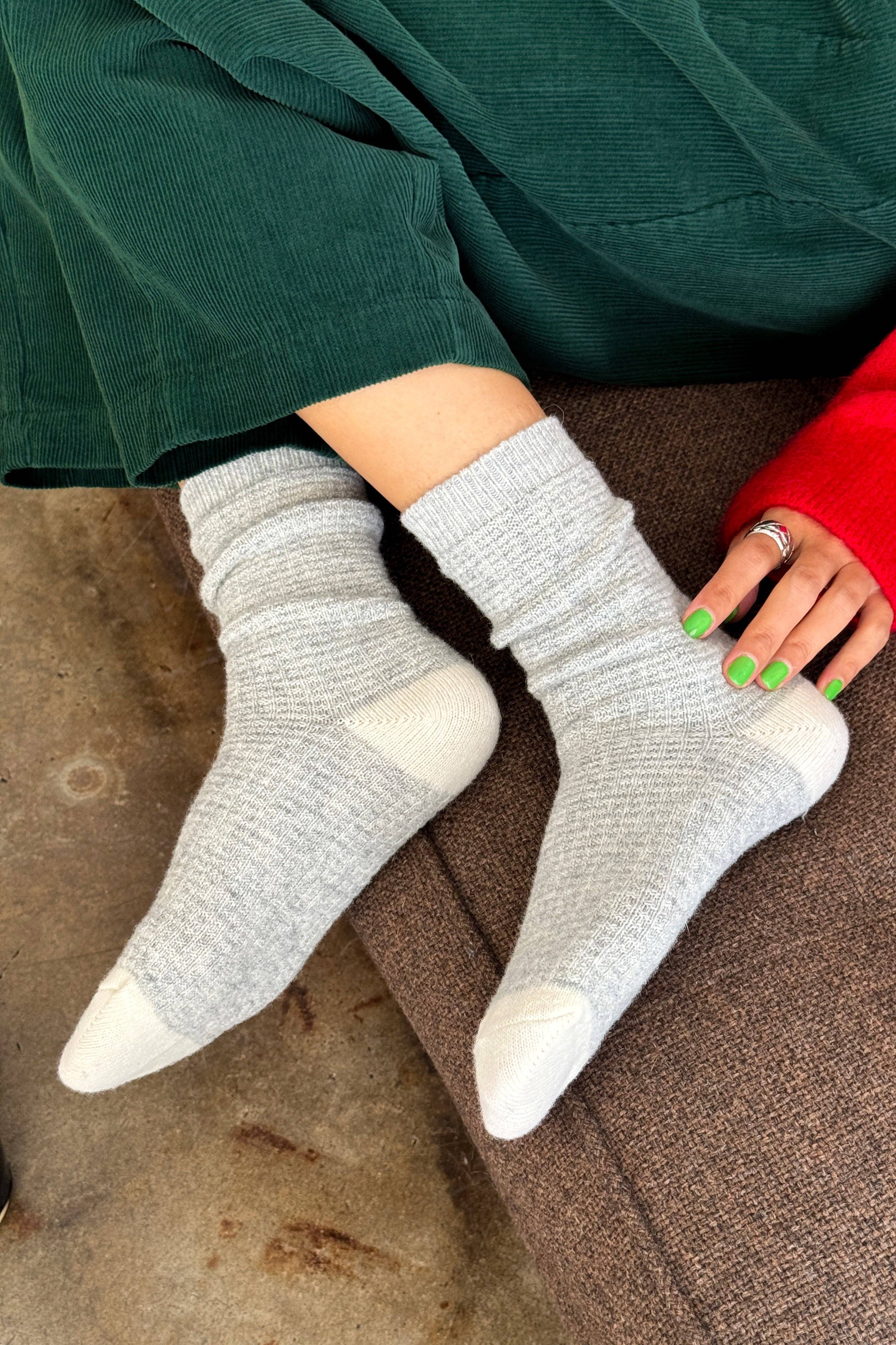 Le Bon Shoppe | Wool Waffled Socks - Stone/Cream