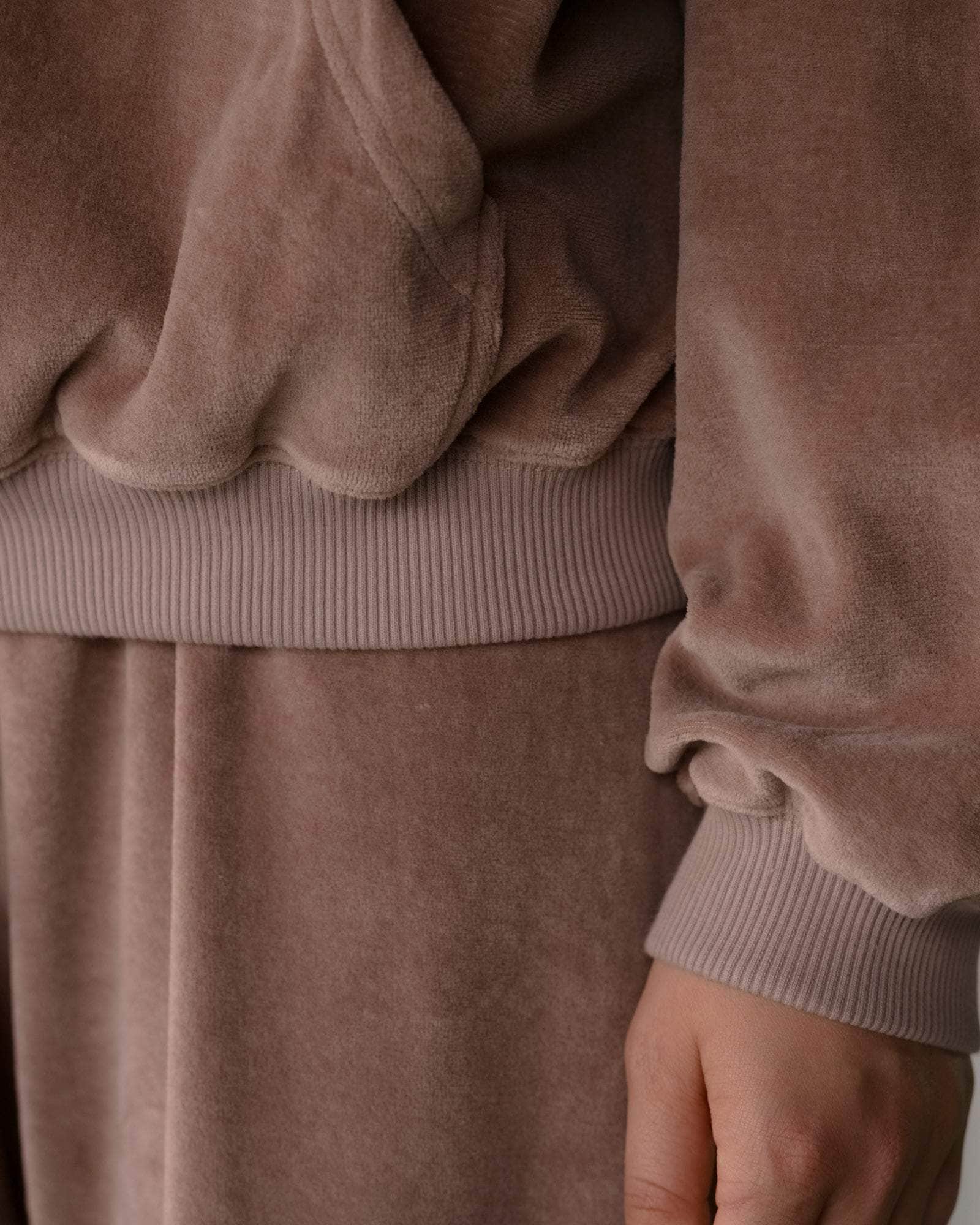 Baserange | Rim Raglan Hoodie - Organic Cotton Velour