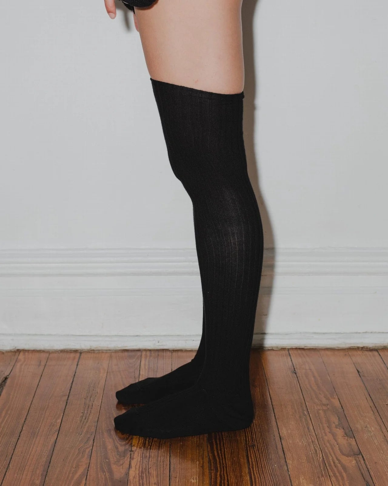 Baserange | Overknee Socks - Black