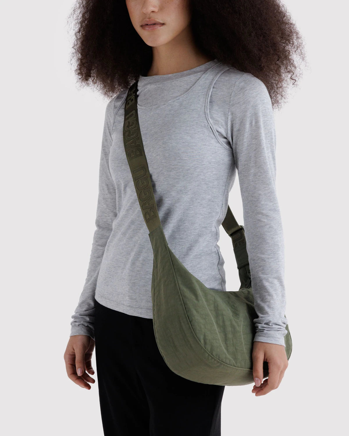 Baggu | Medium Nylon Crescent Bag - Caper