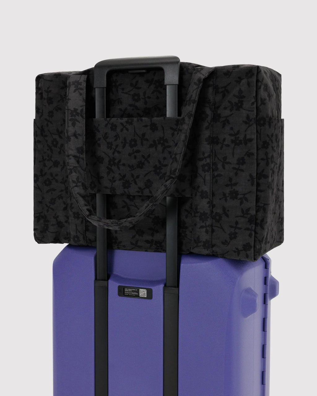 Baggu | Cloud Carry-on - Charcoal Ditsy Floral