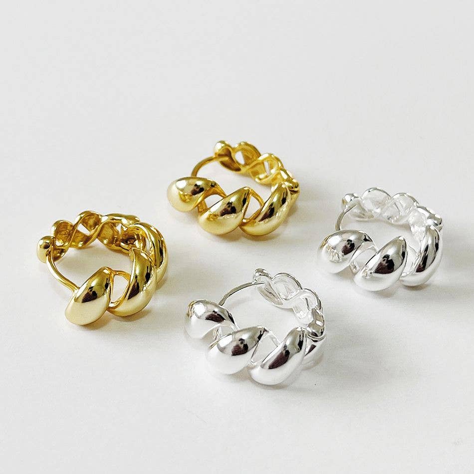 Love Local Jewelry | Chunky Croissant Hoops 2cm - Gold