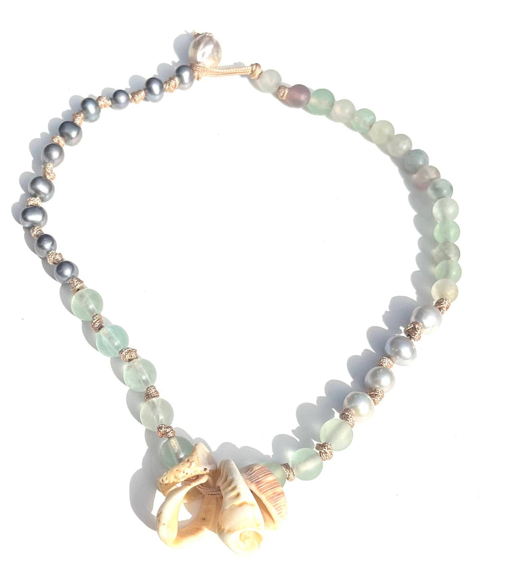 Heather Kahn | La Mer Shell Necklace