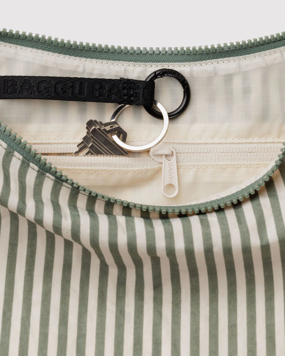 Baggu | Medium Nylon Crescent Bag - Sage Stripe