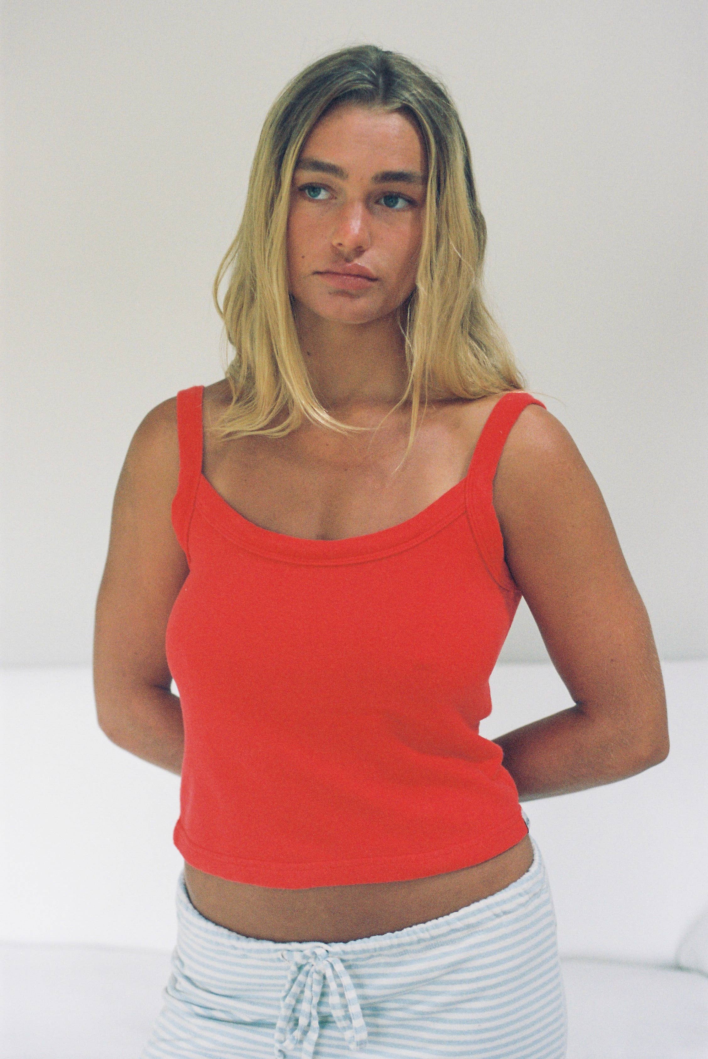 Merge | Hemp Breeze Tank Top - Poppy Red