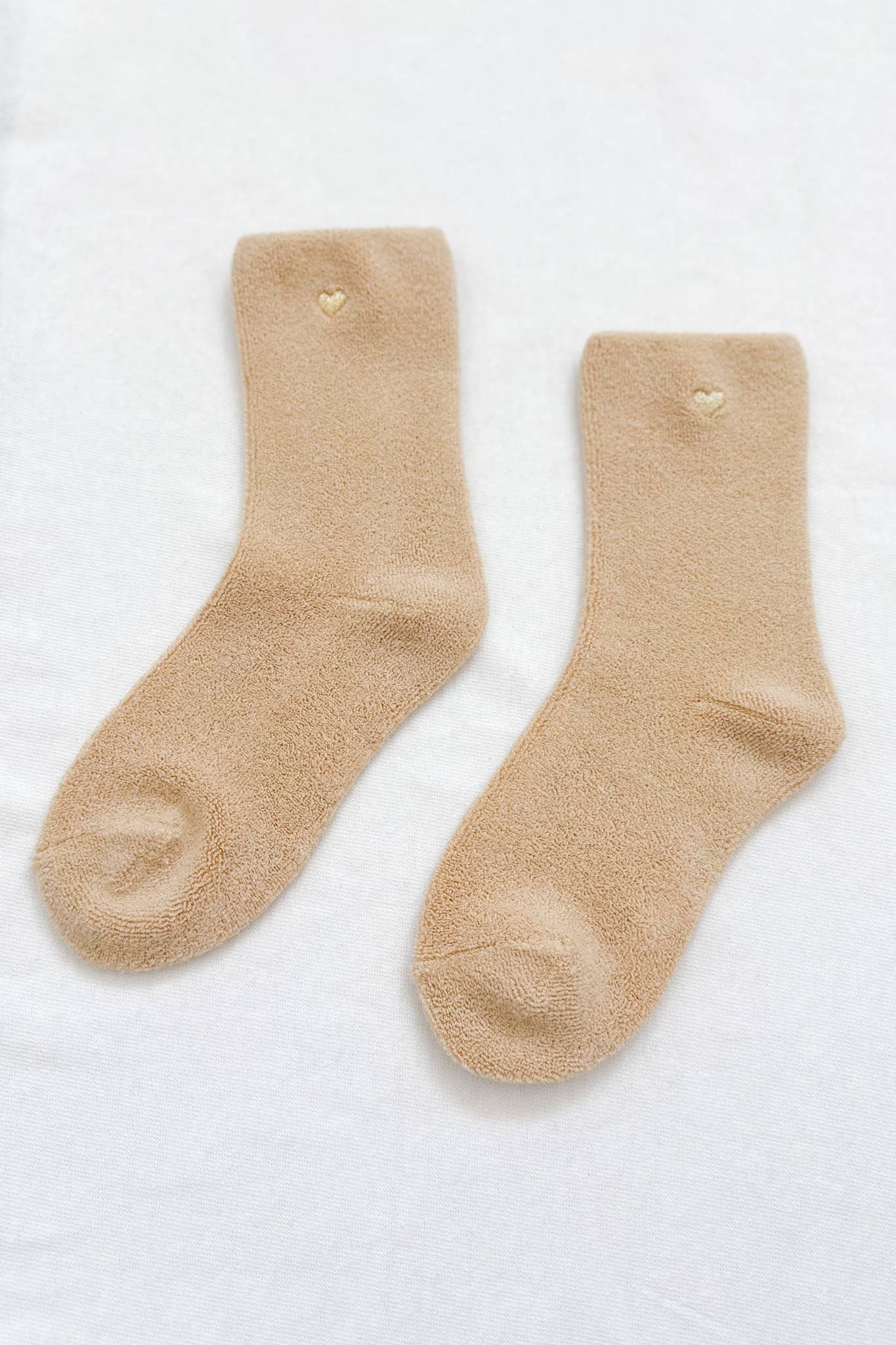 Le Bon Shoppe | Embroidered Cloud Socks - French Vanilla + Gold Heart