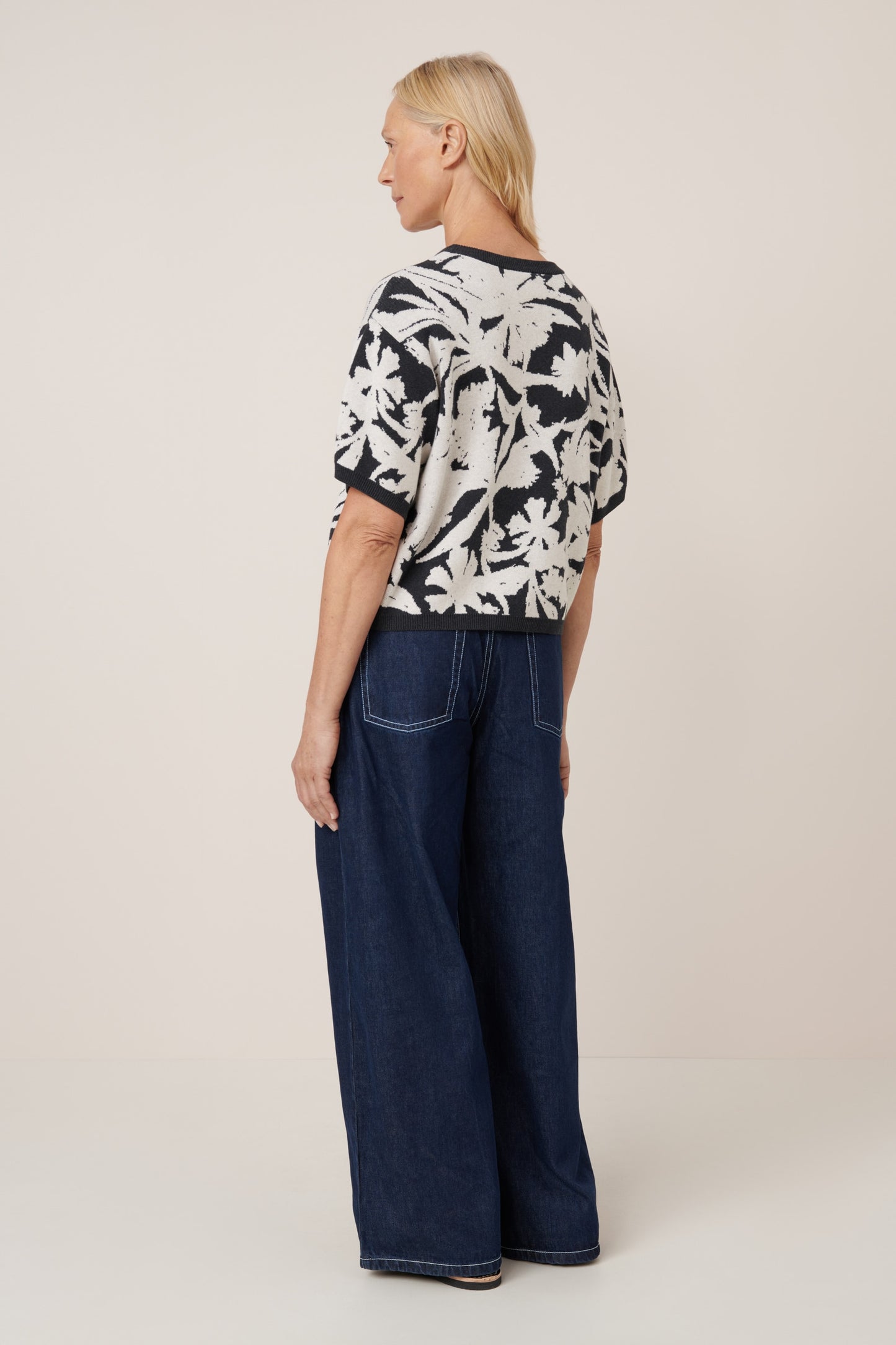 KOWTOW | Etched Top