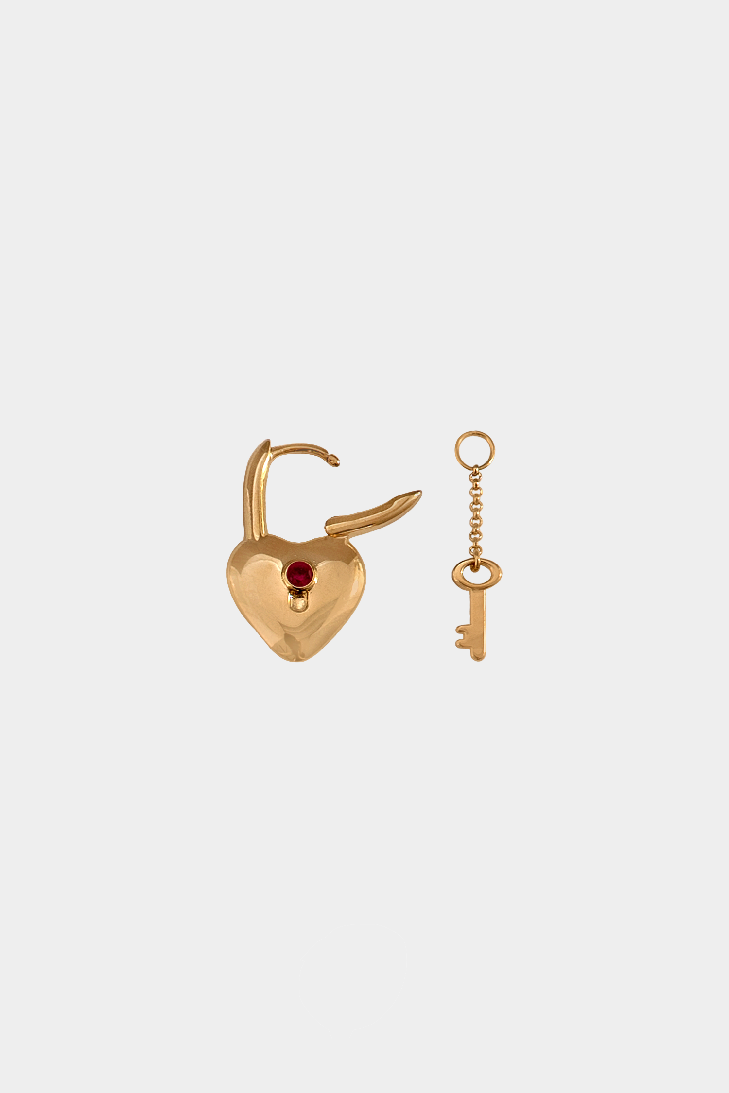 Kara Yoo | Loula Hoops - Gold