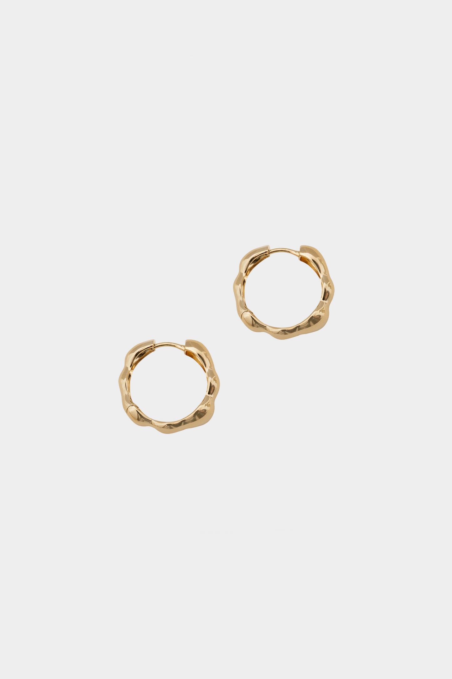 Kara Yoo | Lara Hoops, Medium - Gold