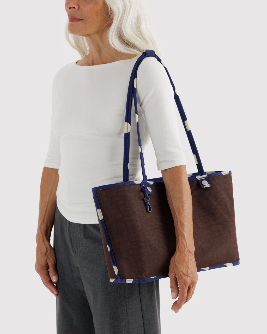 Baggu | Medium Nylon Reversible Tote - Navy Polka Dot Mix
