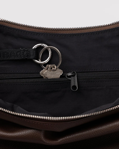 Baggu | Medium Recycled Leather Flat Crescent - Brown
