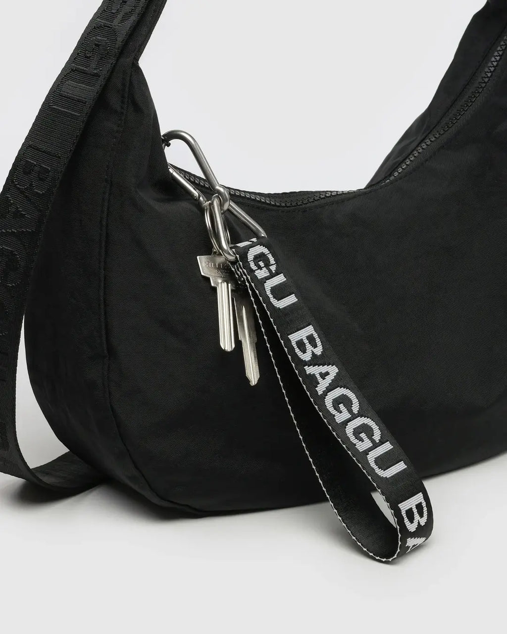 Baggu | Logo Keychain - Black and White