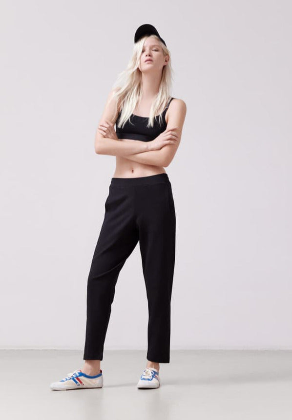 Armed Angles | Magdaalena Pants - Black