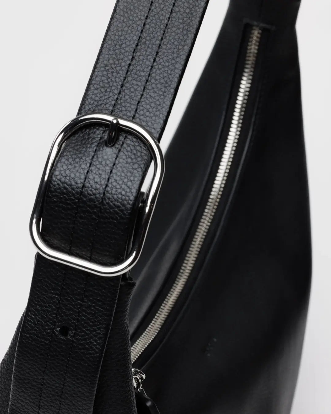 Baggu | Recycled Leather Shoulder Bag - Black